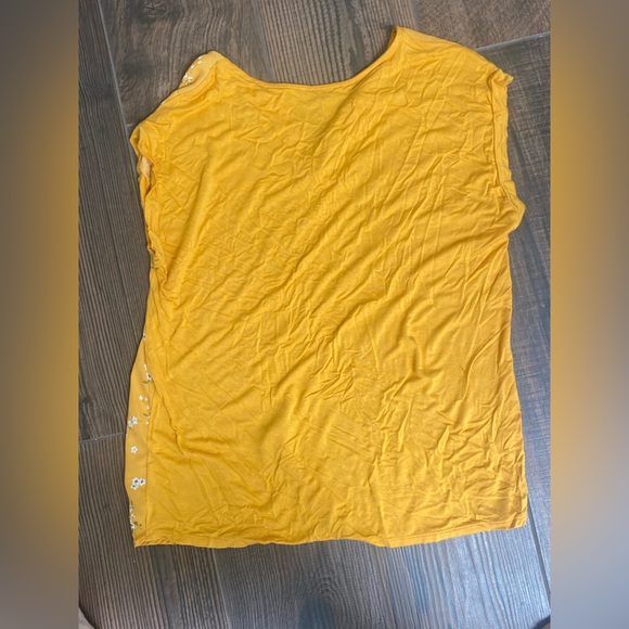 Papermoon Floral Blouse - Picture 3 of 4